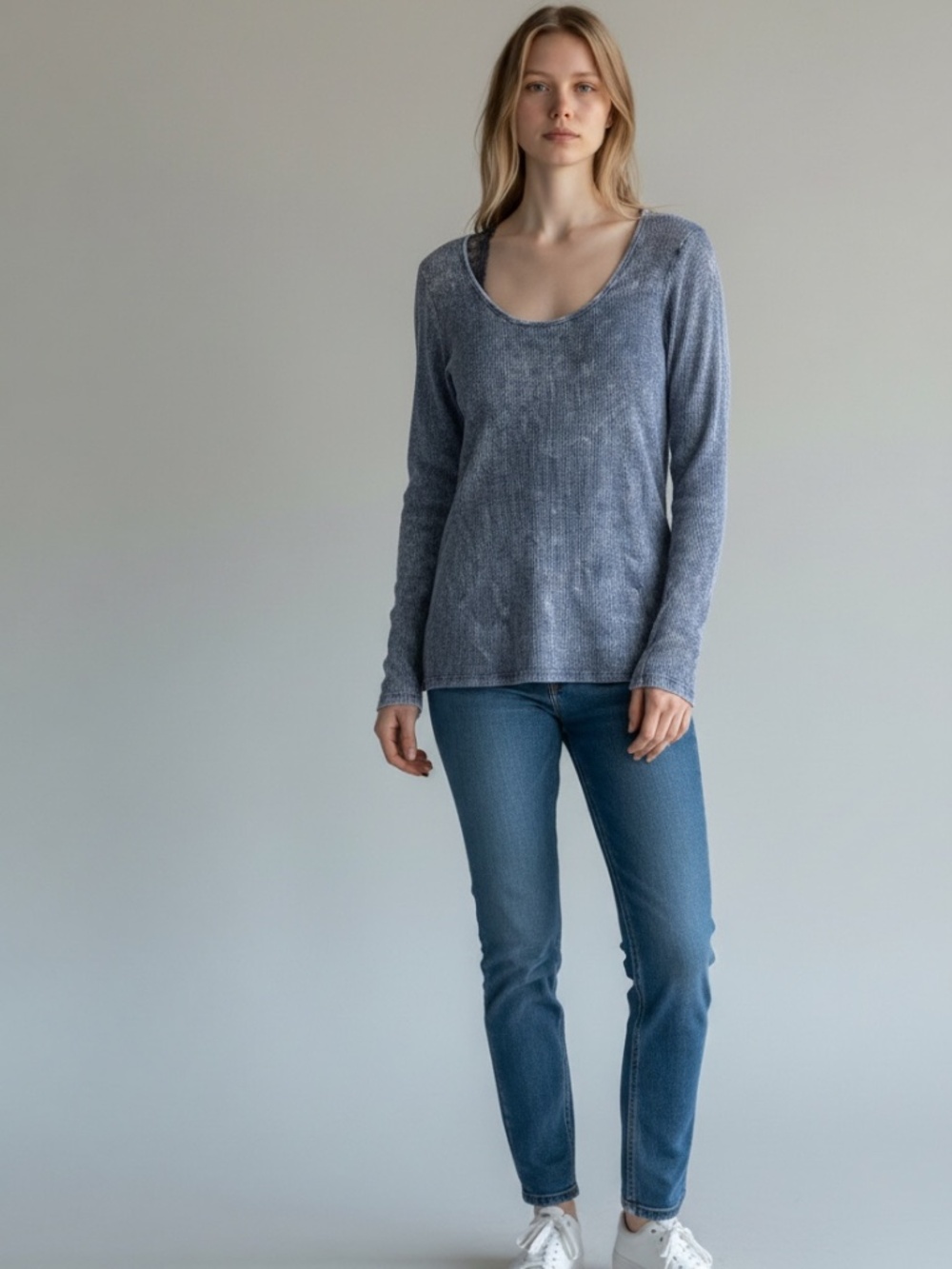 American Age mineral washed gray thermal with lace back size medium